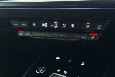 KR25NSY Audi Q4 e-tron Q4 Sportback Black Edition 45 e-tron  210,00 kW Thumbnail #23