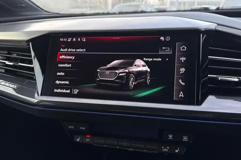 KR25NSY Audi Q4 e-tron Q4 Sportback Black Edition 45 e-tron  210,00 kW Thumbnail #39