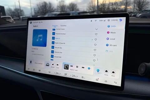 DG75OXB BYD Sealion 7 91.3kWh Excellence Auto AWD 5dr Thumbnail #49