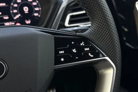 KR25NSY Audi Q4 e-tron Q4 Sportback Black Edition 45 e-tron  210,00 kW Thumbnail #59