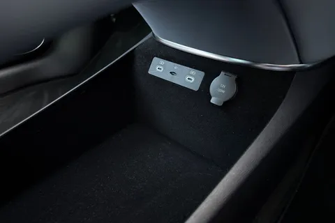 DG75OXB BYD Sealion 7 91.3kWh Excellence Auto AWD 5dr Thumbnail #61