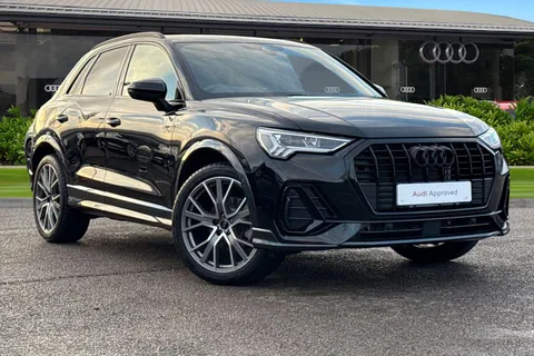 DF25LOJ Audi Q3 Black Edition 35 TFSI 150 PS S tronic Thumbnail #2