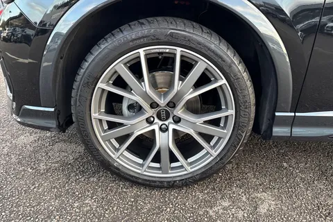 DF25LOJ Audi Q3 Black Edition 35 TFSI 150 PS S tronic Thumbnail #12