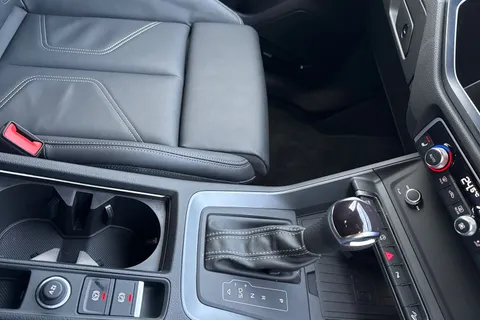 DF25LOJ Audi Q3 Black Edition 35 TFSI 150 PS S tronic Thumbnail #24