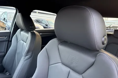 DF25LOJ Audi Q3 Black Edition 35 TFSI 150 PS S tronic Thumbnail #25