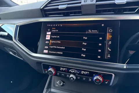 DF25LOJ Audi Q3 Black Edition 35 TFSI 150 PS S tronic Thumbnail #36