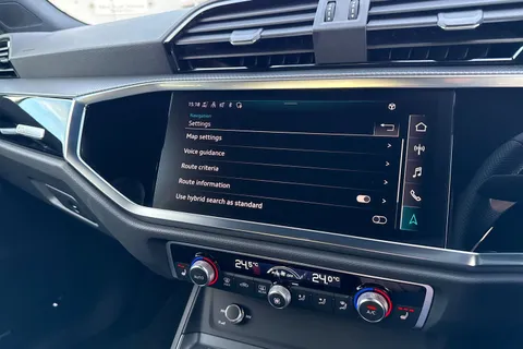 DF25LOJ Audi Q3 Black Edition 35 TFSI 150 PS S tronic Thumbnail #42