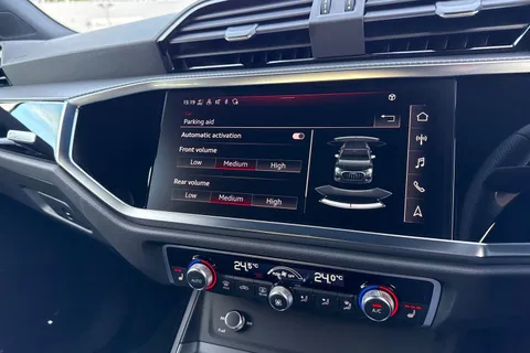 DF25LOJ Audi Q3 Black Edition 35 TFSI 150 PS S tronic Thumbnail #46