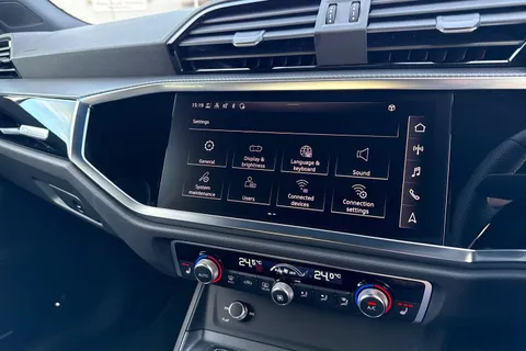 DF25LOJ Audi Q3 Black Edition 35 TFSI 150 PS S tronic Thumbnail #49