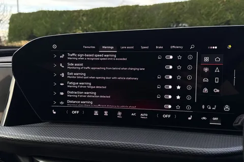  Audi Q5 2.0 TDI Edition 1 Sportback S Tronic quattro Euro 6 (s/s) 5dr Thumbnail #39