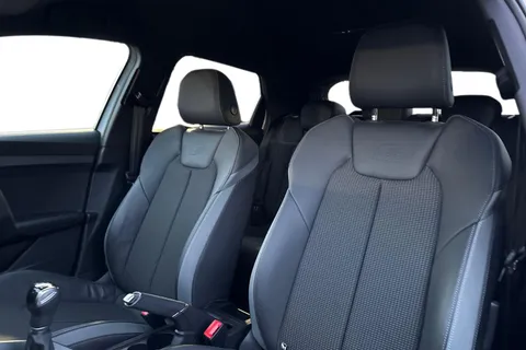 LL22AOU Audi A1 1.0 TFSI 25 Black Edition Sportback Euro 6 (s/s) 5dr Thumbnail #17