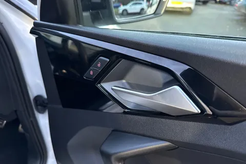 LL22AOU Audi A1 1.0 TFSI 25 Black Edition Sportback Euro 6 (s/s) 5dr Thumbnail #22