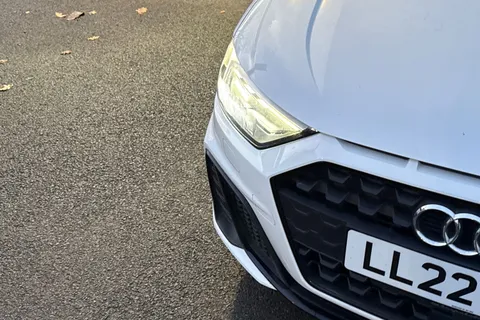 LL22AOU Audi A1 1.0 TFSI 25 Black Edition Sportback Euro 6 (s/s) 5dr Thumbnail #42