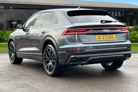 2 of 57 for Audi Q8 Black Edition 50 TDI quattro 286 PS tiptronic