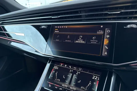 39 of 57 for Audi Q8 Black Edition 50 TDI quattro 286 PS tiptronic