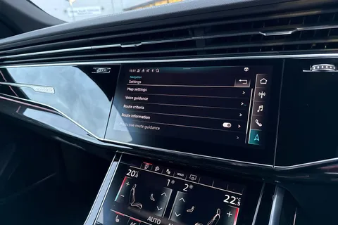 42 of 57 for Audi Q8 Black Edition 50 TDI quattro 286 PS tiptronic