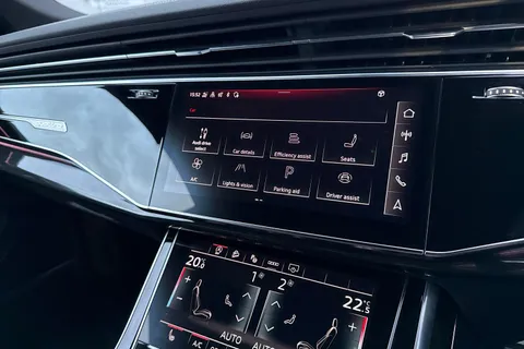 44 of 57 for Audi Q8 Black Edition 50 TDI quattro 286 PS tiptronic