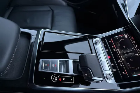 51 of 57 for Audi Q8 Black Edition 50 TDI quattro 286 PS tiptronic