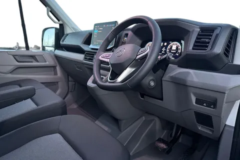 MF75EWZ Volkswagen Crafter 2.0 TDI 140PS Commerce Plus High Roof Van Auto Thumbnail #7