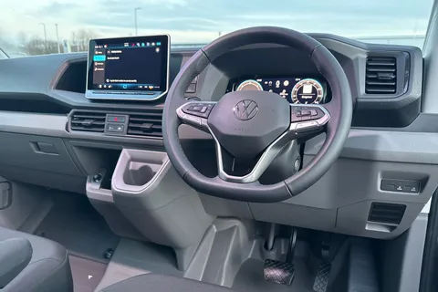 MF75EWZ Volkswagen Crafter 2.0 TDI 140PS Commerce Plus High Roof Van Auto Thumbnail #12