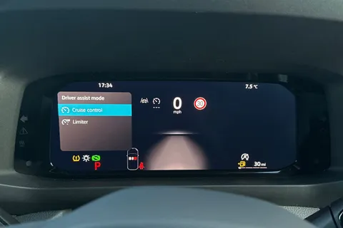 MF75EXJ Volkswagen Crafter 2.0 TDI 140PS Commerce Plus High Roof Van Auto Thumbnail #35