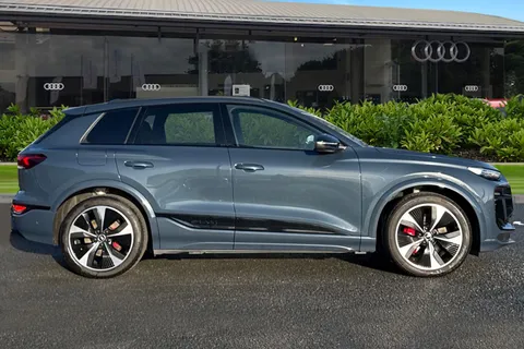 WG25DPK Audi Sq6 E-Tron SQ6 SUV Edition 1 e-tron  360,00 kW Thumbnail #4