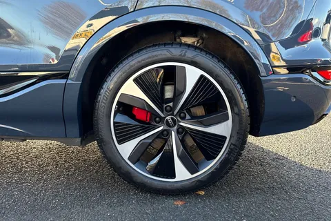 WG25DPK Audi Sq6 E-Tron SQ6 SUV Edition 1 e-tron  360,00 kW Thumbnail #13