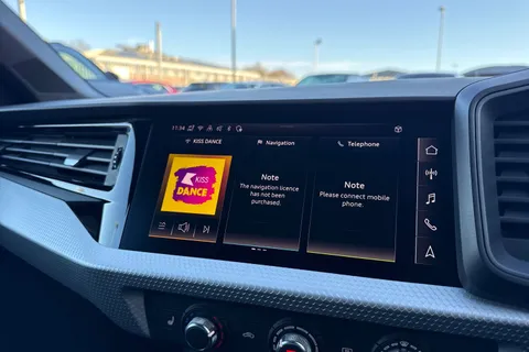 KO74RYX Audi A1 S line 30 TFSI 116 PS S tronic Thumbnail #18