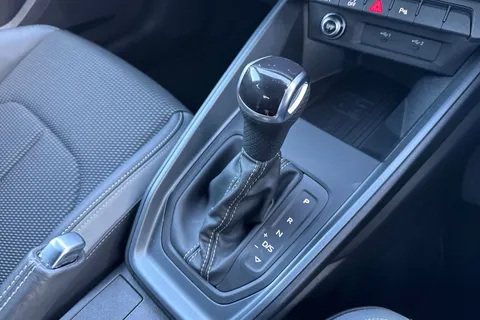 KO74RYX Audi A1 S line 30 TFSI 116 PS S tronic Thumbnail #24