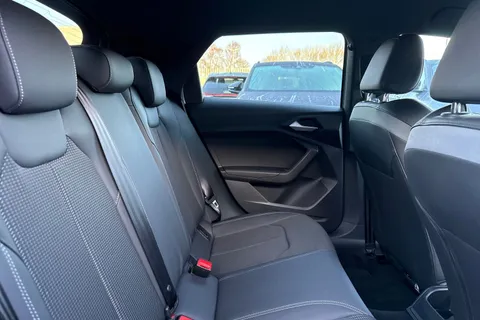 KO74RYX Audi A1 S line 30 TFSI 116 PS S tronic Thumbnail #38