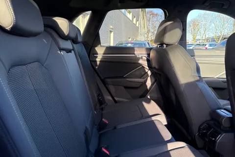 PX72NTY Audi Q3 S line 35 TDI  150 PS S tronic Thumbnail #38