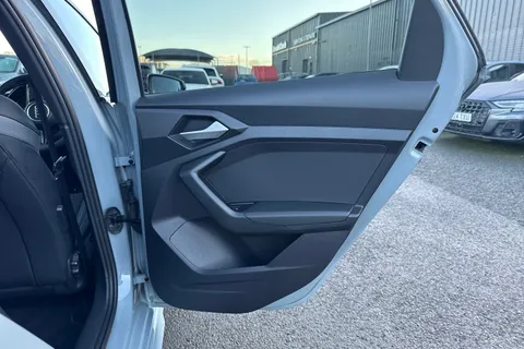 KO74RYX Audi A1 S line 30 TFSI 116 PS S tronic Thumbnail #42