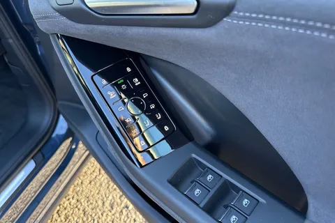 WG25DPK Audi Sq6 E-Tron SQ6 SUV Edition 1 e-tron  360,00 kW Thumbnail #48