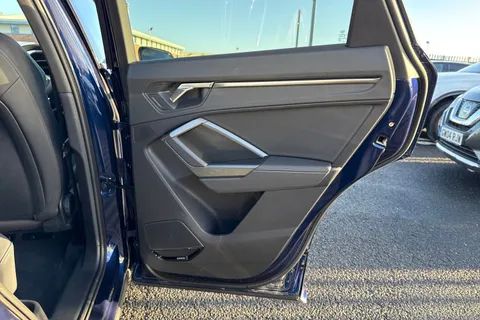 PX72NTY Audi Q3 S line 35 TDI  150 PS S tronic Thumbnail #43