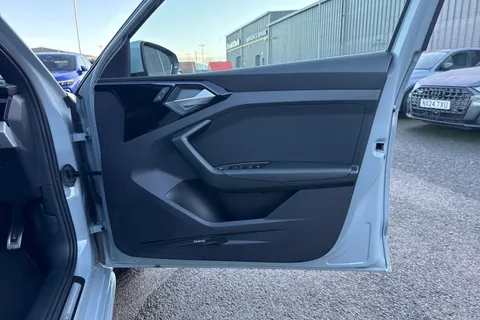 KO74RYX Audi A1 S line 30 TFSI 116 PS S tronic Thumbnail #47