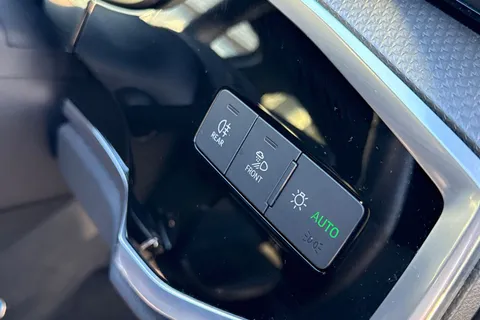 PX72NTY Audi Q3 S line 35 TDI  150 PS S tronic Thumbnail #46