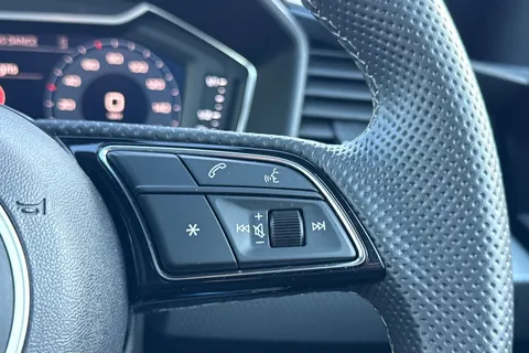 KO74RYX Audi A1 S line 30 TFSI 116 PS S tronic Thumbnail #52