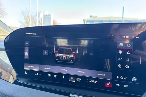 WG25DPK Audi Sq6 E-Tron SQ6 SUV Edition 1 e-tron  360,00 kW Thumbnail #56