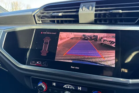 PX72NTY Audi Q3 S line 35 TDI  150 PS S tronic Thumbnail #57