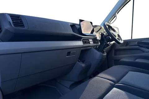 MF75FMO Volkswagen Crafter 2.0 TDI 140PS Commerce Plus High Roof Van Thumbnail #9