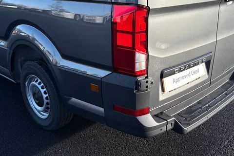 MF75FMO Volkswagen Crafter 2.0 TDI 140PS Commerce Plus High Roof Van Thumbnail #16