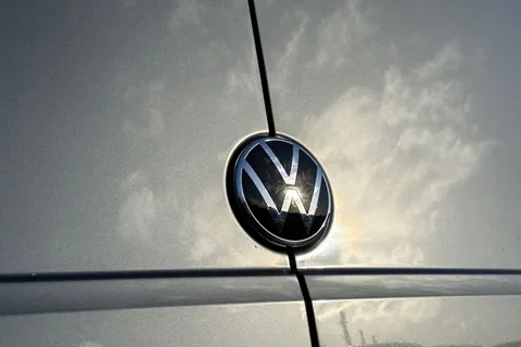 MF75FMO Volkswagen Crafter 2.0 TDI 140PS Commerce Plus High Roof Van Thumbnail #25