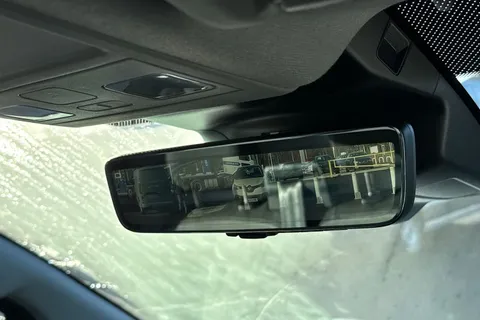 MF75FUJ Volkswagen Transporter Commerce Pro SWB 150ps Automatic 4MOTION Thumbnail #37