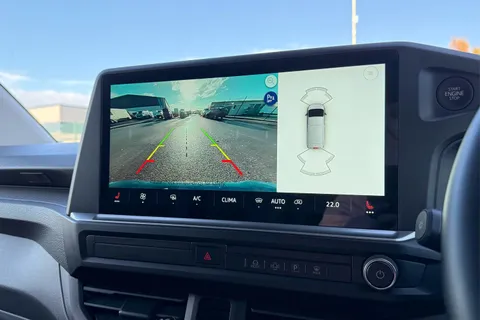 DF25CPE Volkswagen Transporter 2.0 TDI 110 Commerce Pro Van Thumbnail #53