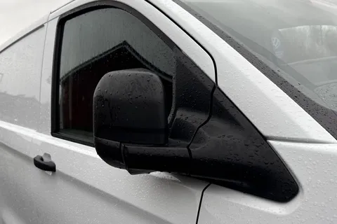 MF25HWY Volkswagen Transporter 2.0 TDI 110 Commerce Plus Van Thumbnail #25