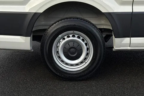 BG75ZTW Volkswagen Crafter 2.0 TDI 177PS Commerce Plus High Roof Auto-Twin Slider Thumbnail #10