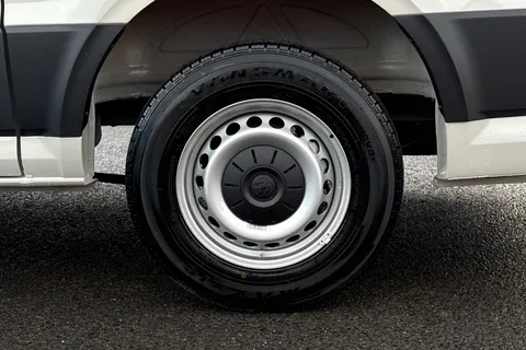 BG75ZTW Volkswagen Crafter 2.0 TDI 177PS Commerce Plus High Roof Auto-Twin Slider Thumbnail #11