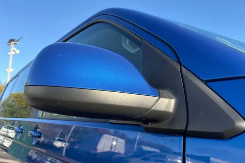 DG74EFX Volkswagen Transporter 2.0 TDI 150 Highline Kombi Van DSG Thumbnail #26