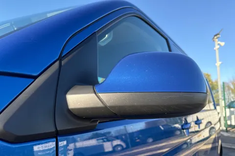 DG74EFX Volkswagen Transporter 2.0 TDI 150 Highline Kombi Van DSG Thumbnail #27