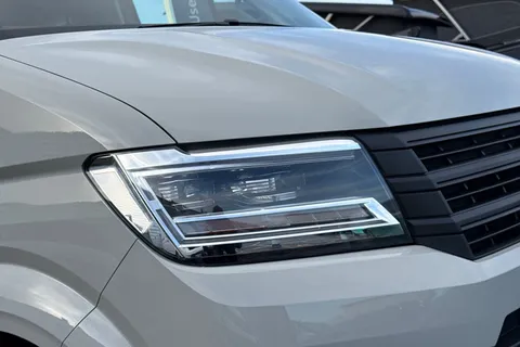 BG75ZTW Volkswagen Crafter 2.0 TDI 177PS Commerce Plus High Roof Auto-Twin Slider Thumbnail #27